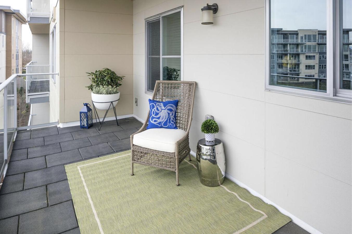 Apartment Landing At Yacht Harbor Club - 1 Bedroom In Hayden Island Neighborhood Network *